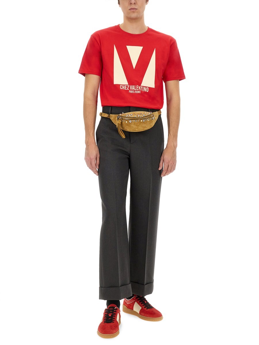 COTTON T-SHIRT WITH "CHEZ VALENTINO" PRINT - Image 2