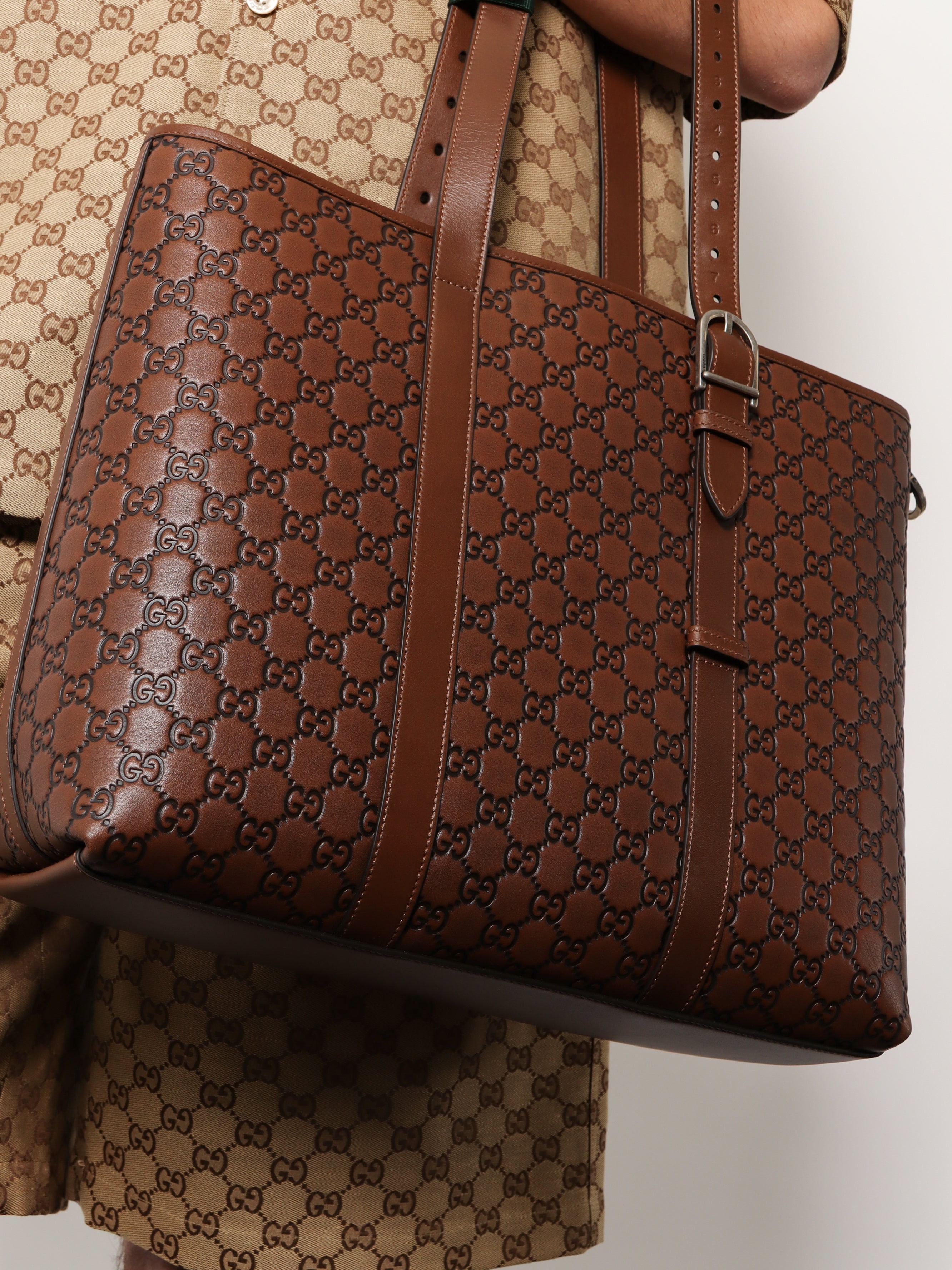 GG Emblem leather shopping bag - Image 2