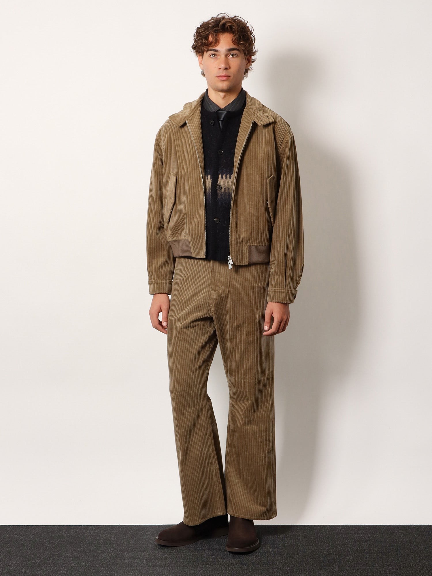 Jacquard Unisex alpaca cardigan - Image 2