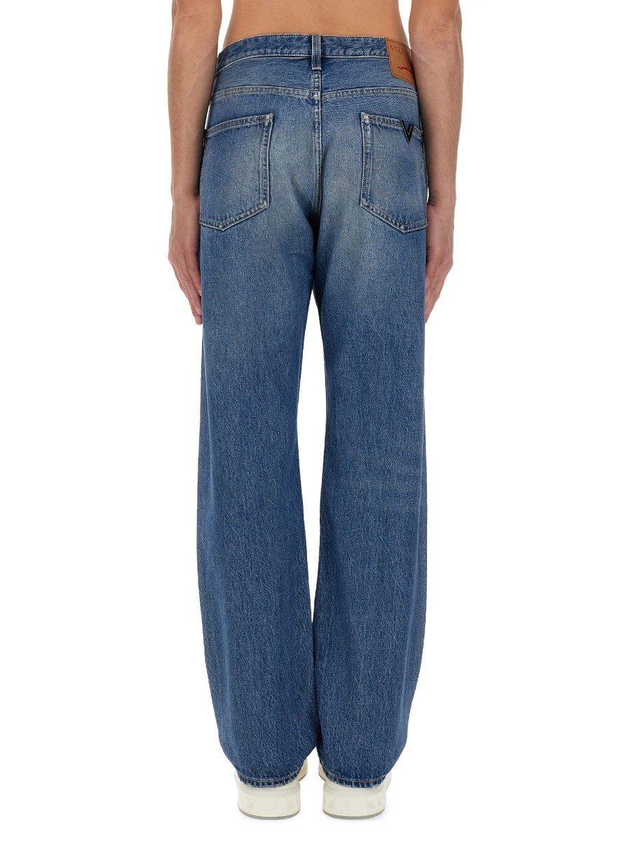 JEANS WITH LOGO DETAIL - Image 3