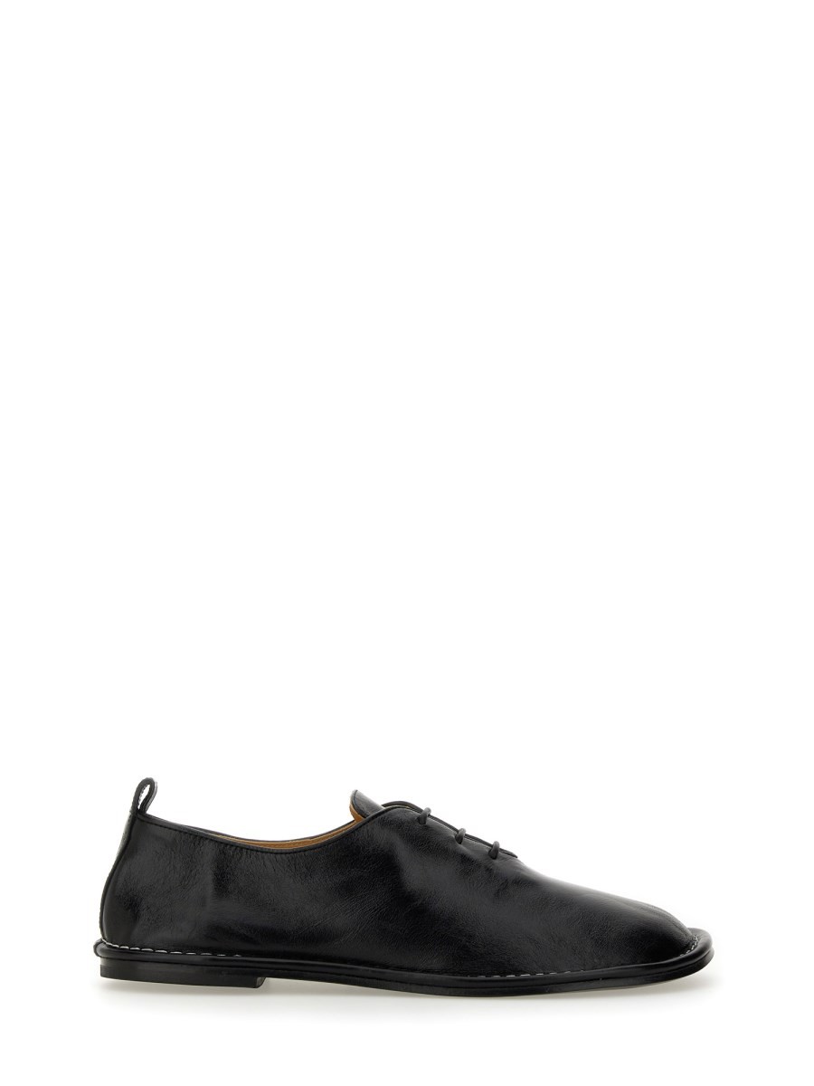 LACE-UP ONE CUT
