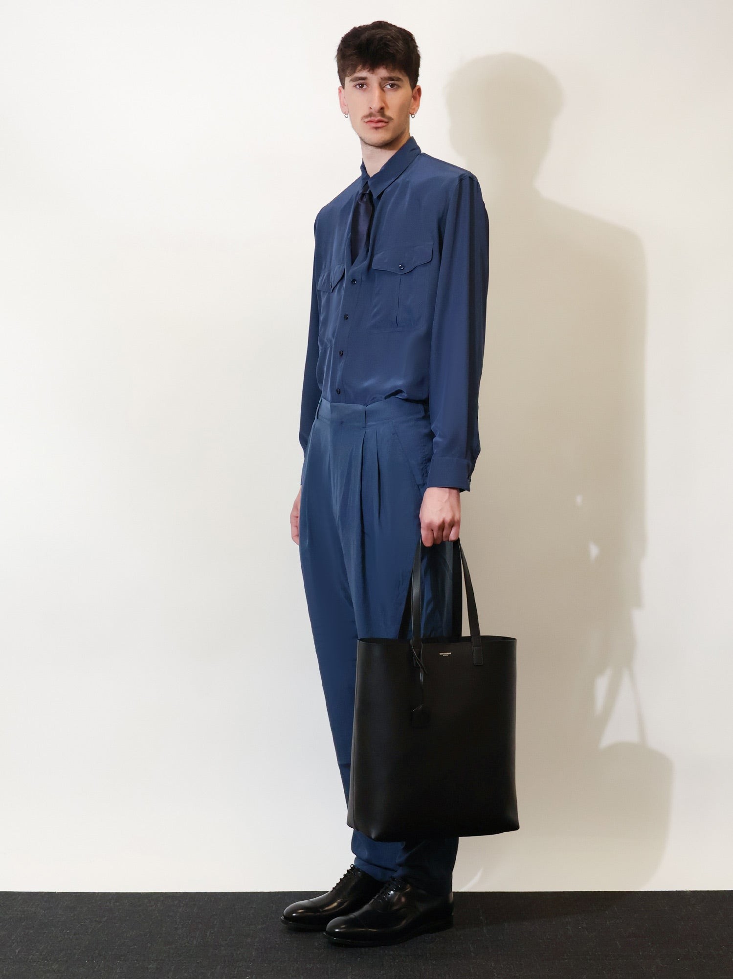 North/South leather tote bag - Image 2