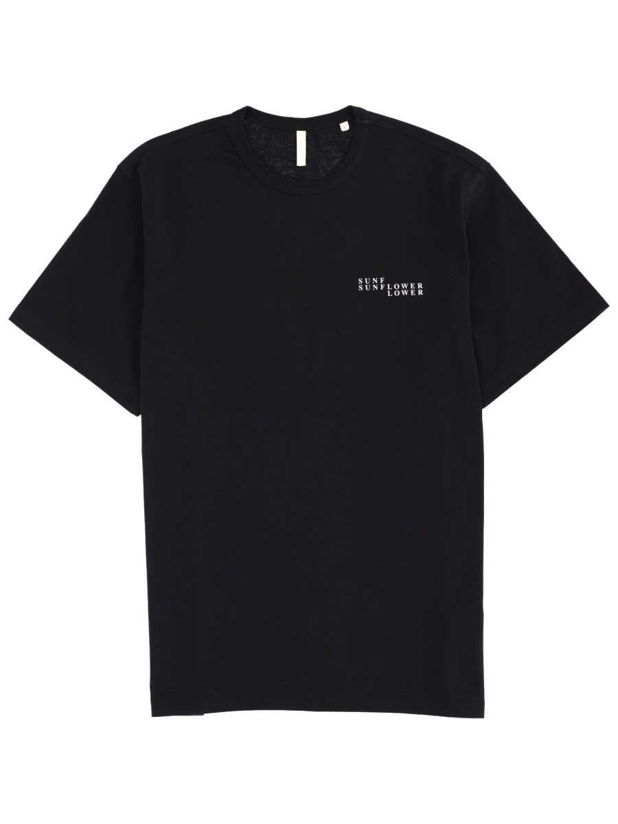 T-SHIRT WITH LOGO