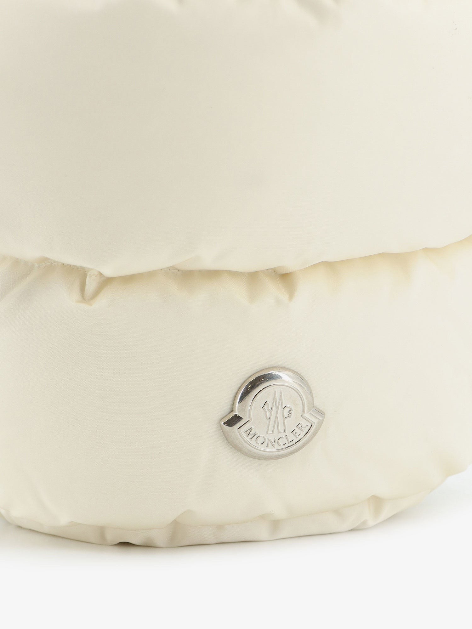 Caradoc Water-Repellent Bucket Bag - Image 4