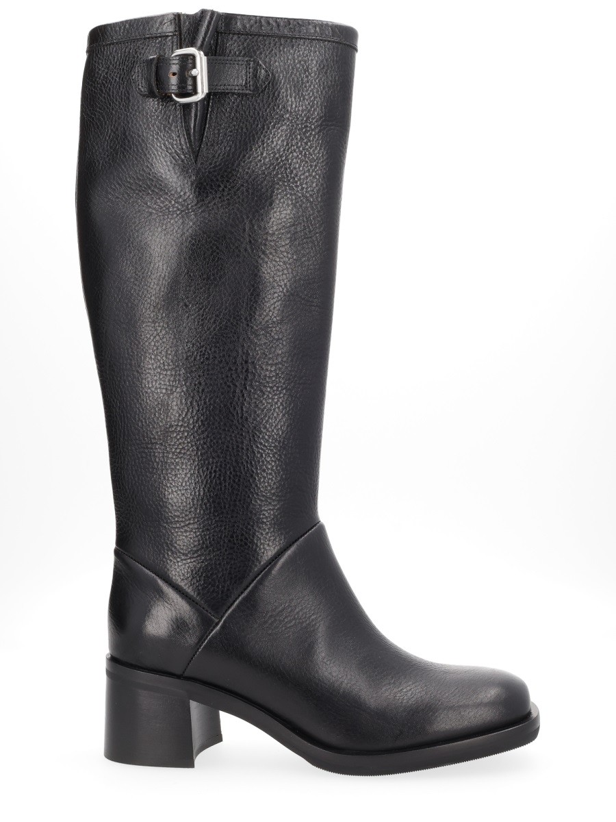 "HIGH" BOOT