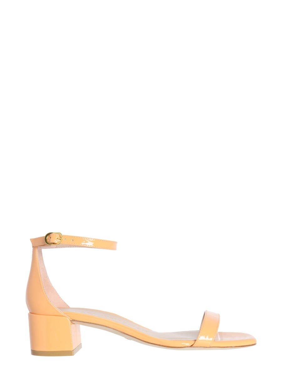 Stuart Weitzman NUDIST CURVE 35 BLOCK SANDALS
