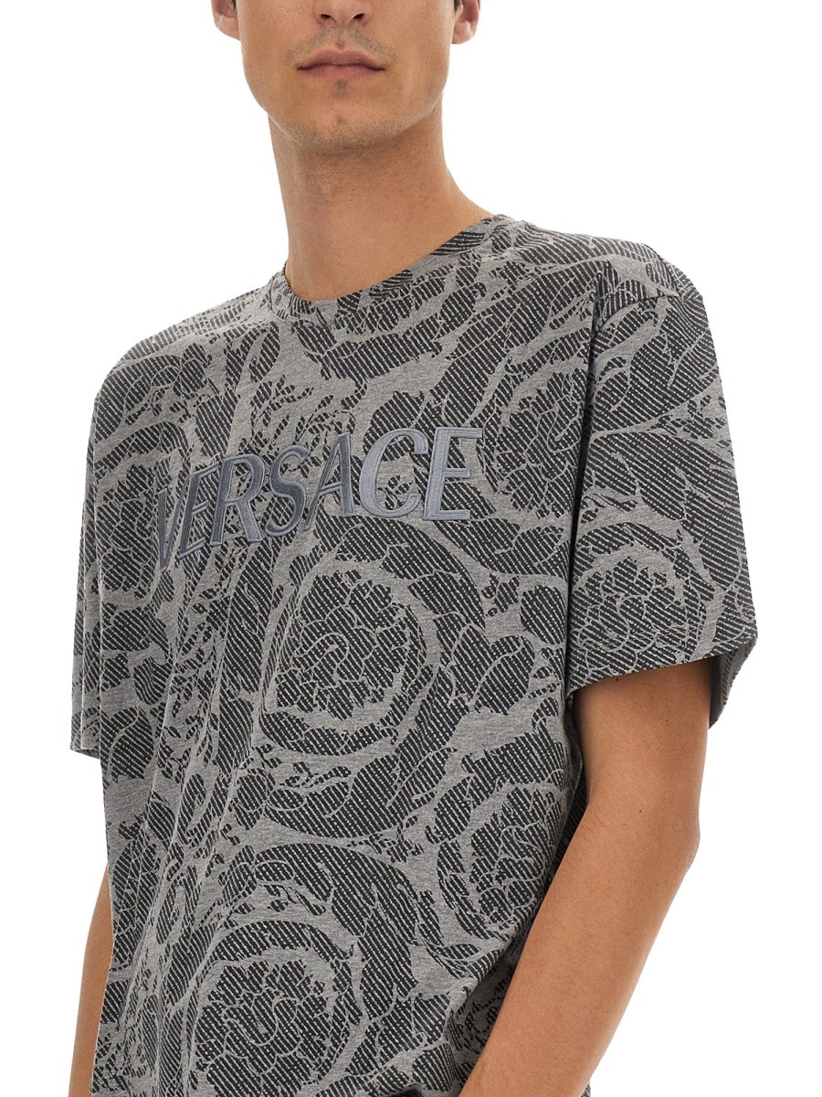 Versace - SILHOUETTE BAROQUE LOGO T-SHIRT - Image 5