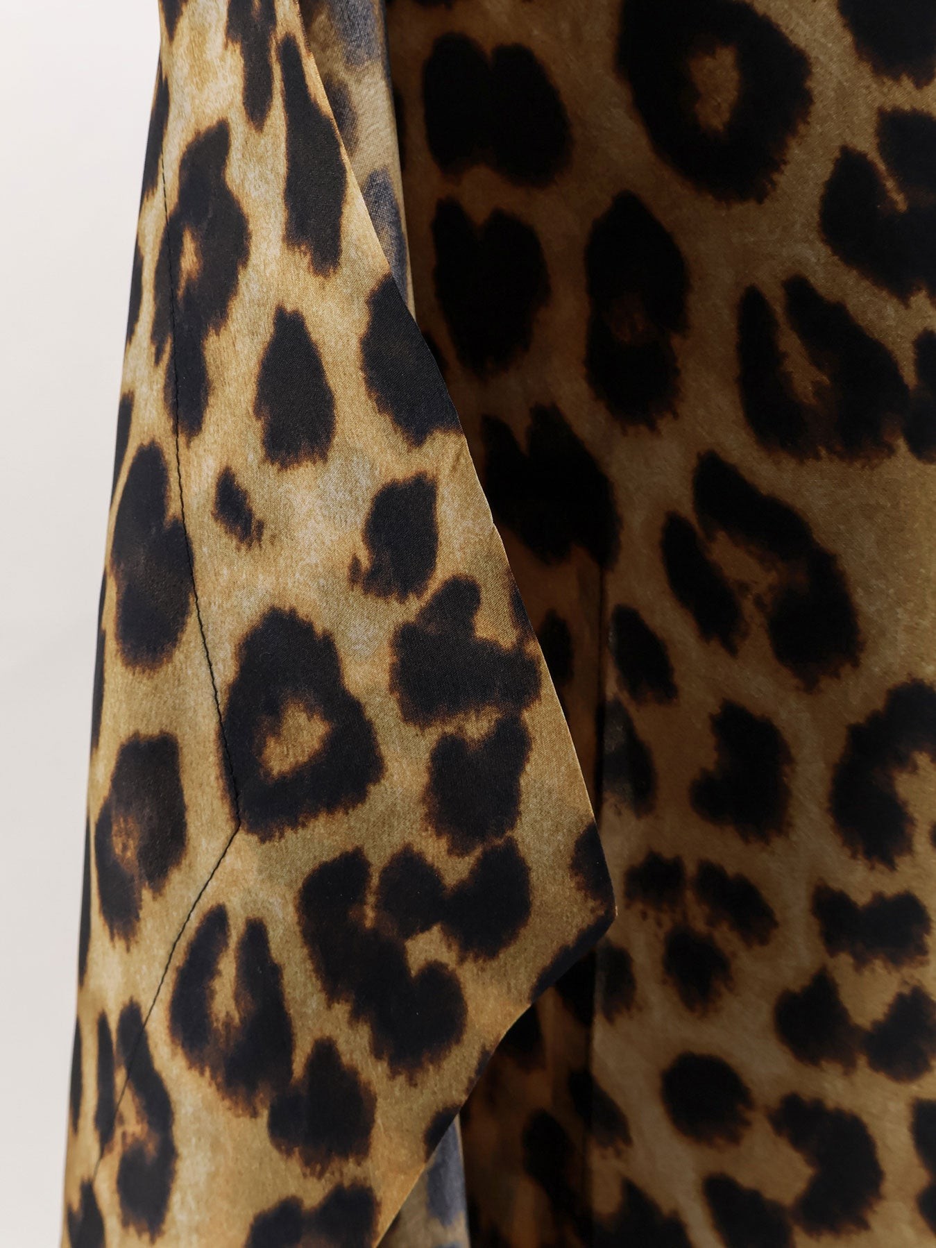 Silk skirt with animal print - Image 3