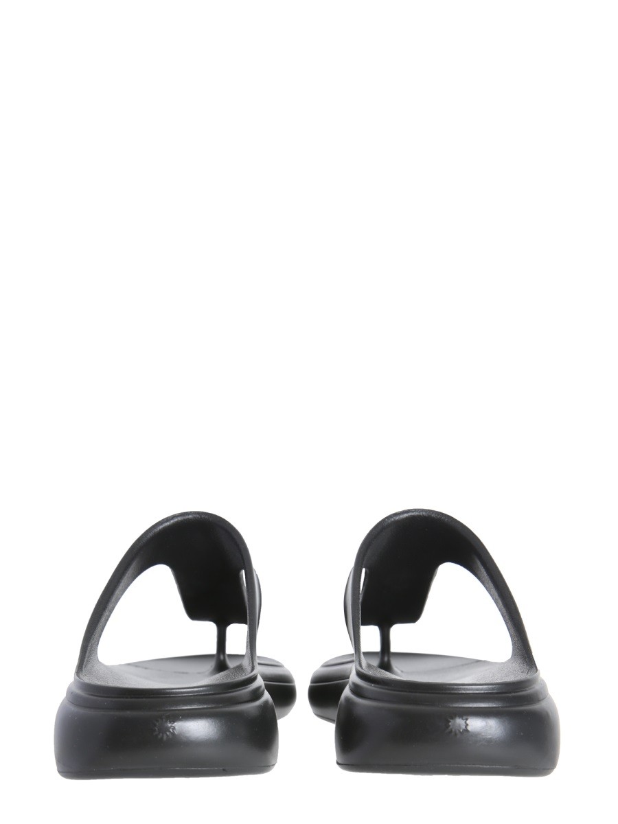 Stuart Weitzman - STUFLEX T-STRAP SLIDE SANDAL - Image 3