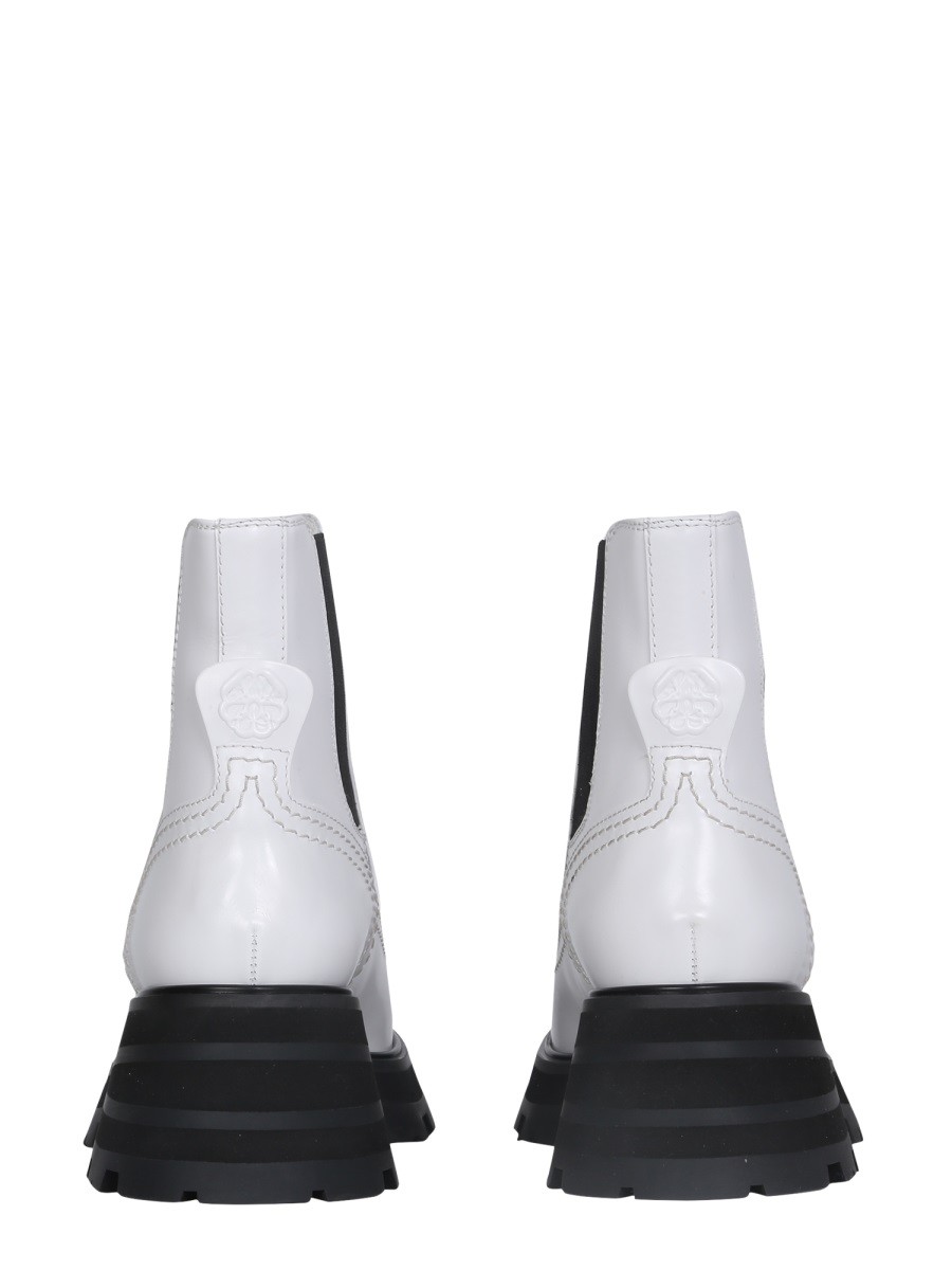 Alexander Mcqueen WANDER CHELSEA BOOTS - Image 3